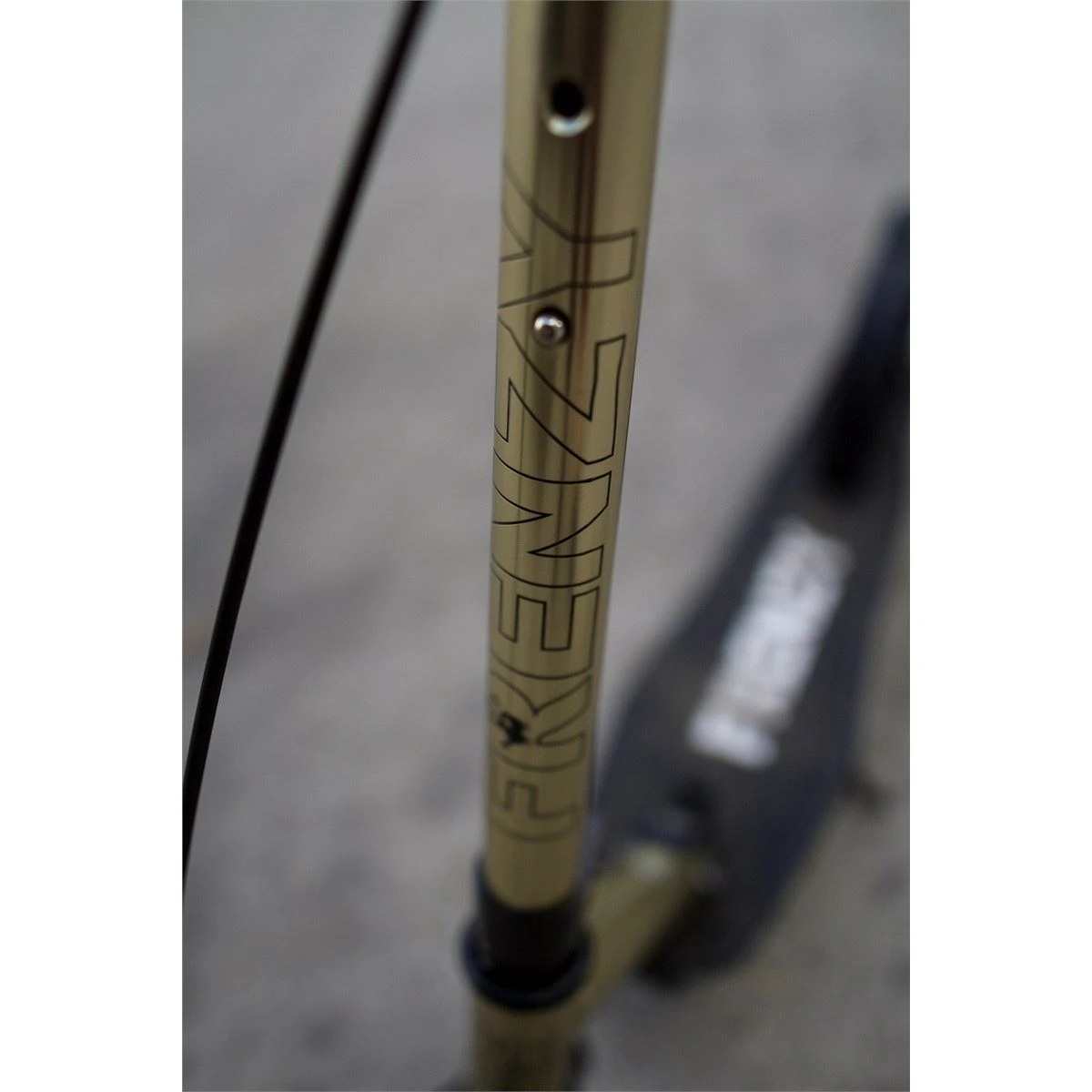 Frenzy 205mm Dual Brake Plus Recreational Scooter - Champagne 5 Frenzy 205mm Dual Brake Plus Recreational Scooter - Champagne - Image 5