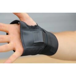 REKD Skateboard Skate Scooter BMX Wrist Guards - Black 18 REKD Skateboard Skate Scooter BMX Wrist Guards - Black -Skate Warehouse 6a3cf1c3 2055 49e6 bfd6 58369dd2e49a