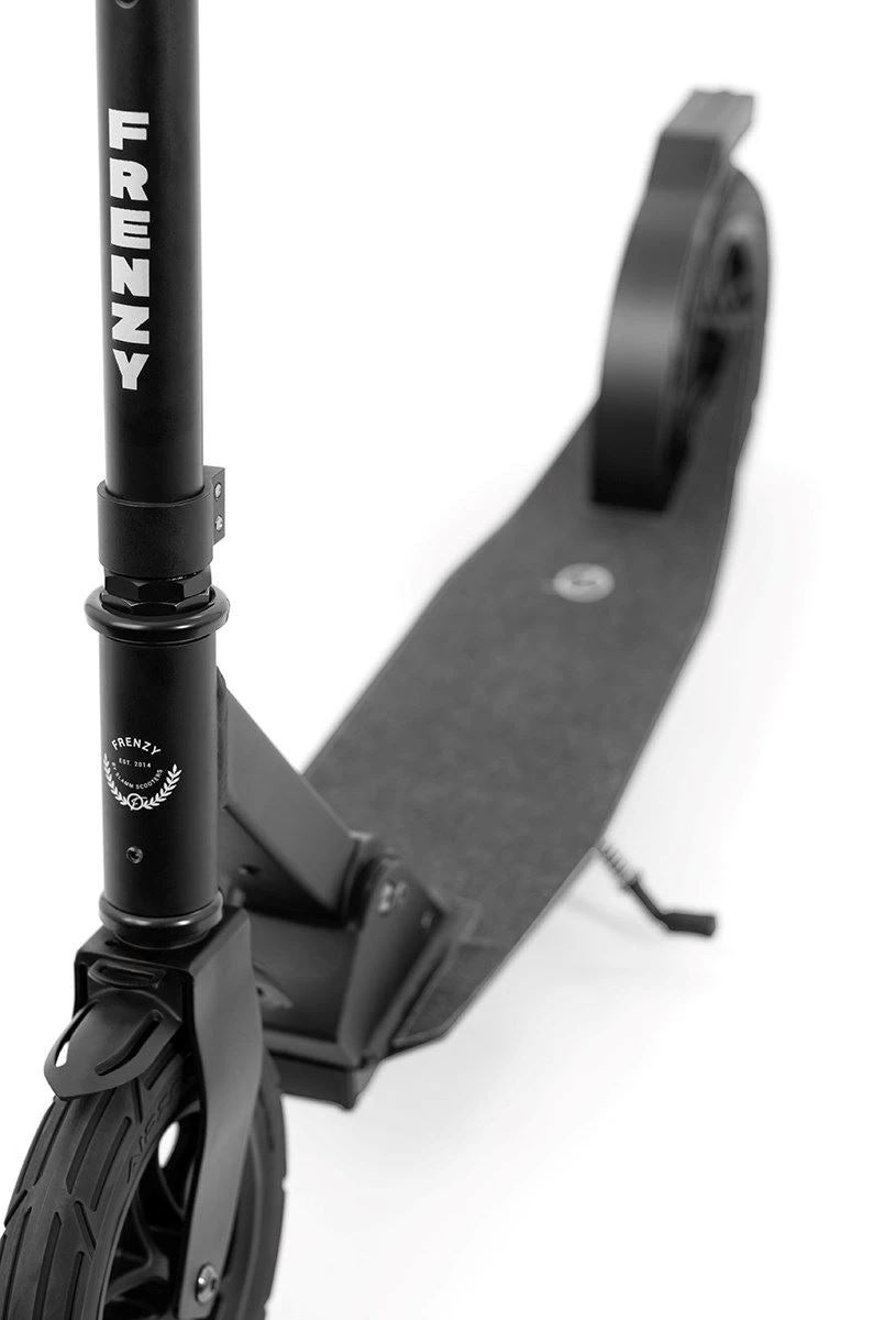 Frenzy 205mm Air Zero Recreational Scooter - Black / Silver 4 Frenzy 205mm Air Zero Recreational Scooter - Black / Silver - Image 4