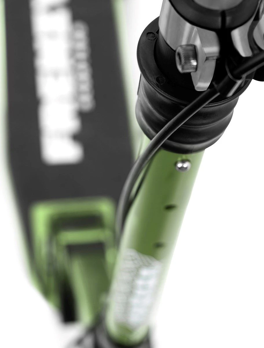 Frenzy 205mm Dual Brake V4 Recreational Scooter - Green 6 Frenzy 205mm Dual Brake V4 Recreational Scooter - Green - Image 6