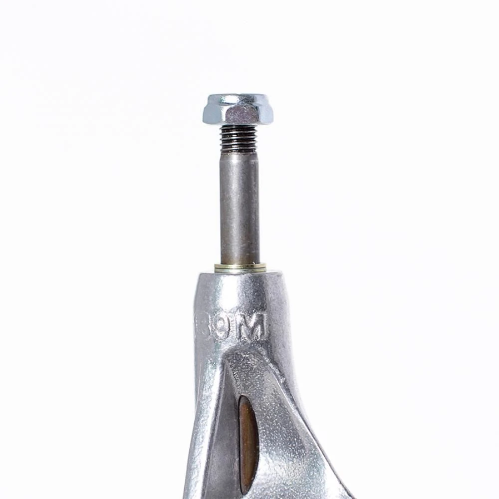 INDEPENDENT Indy Mid Skateboard Trucks 144 Polished Silver - 144 5 INDEPENDENT Indy Mid Skateboard Trucks 144 Polished Silver - 144 - Image 5