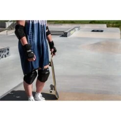 REKD Heavy Duty Skateboard Skate Scooter BMX Triple Pad Set - Black -Skate Warehouse f4199de2 24f7 4e01 86af ad7d193fcf34